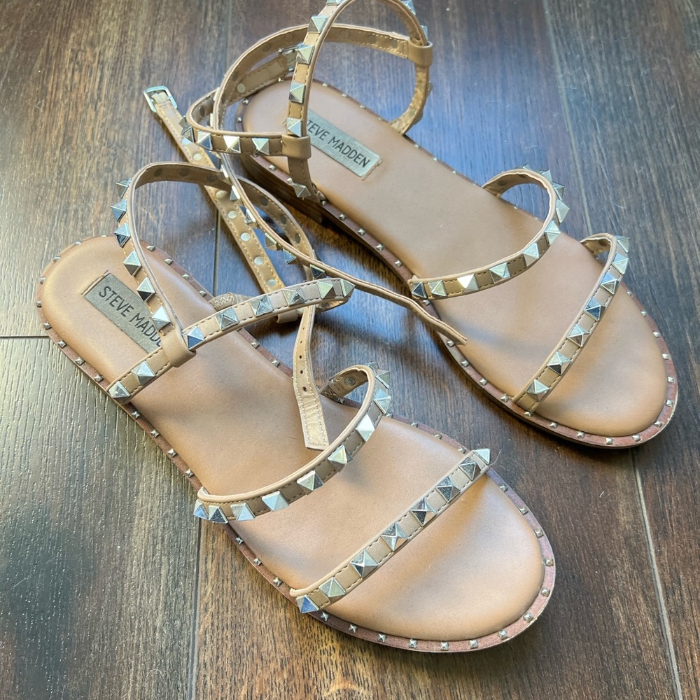 Steve Madden studded sandal. Size 9